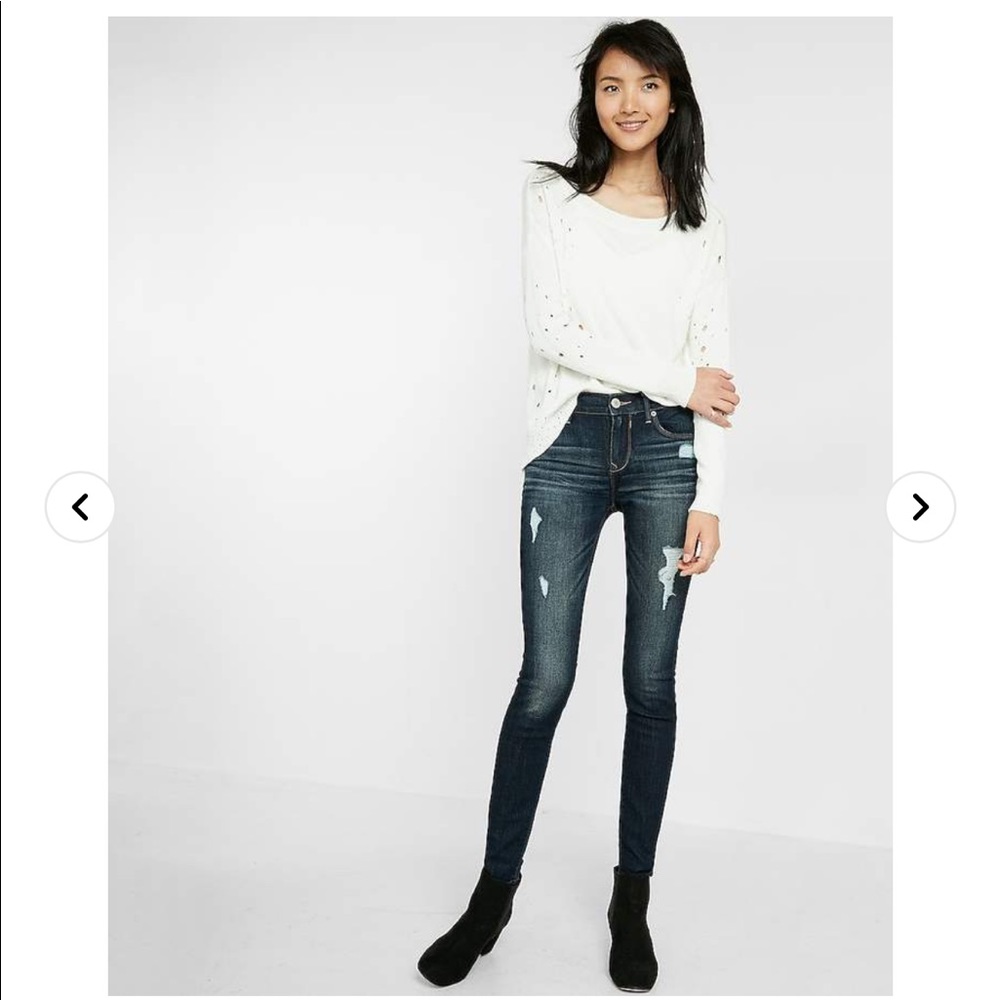 NWOT Mid Rise Dark Wash Ripped Jean Leggings